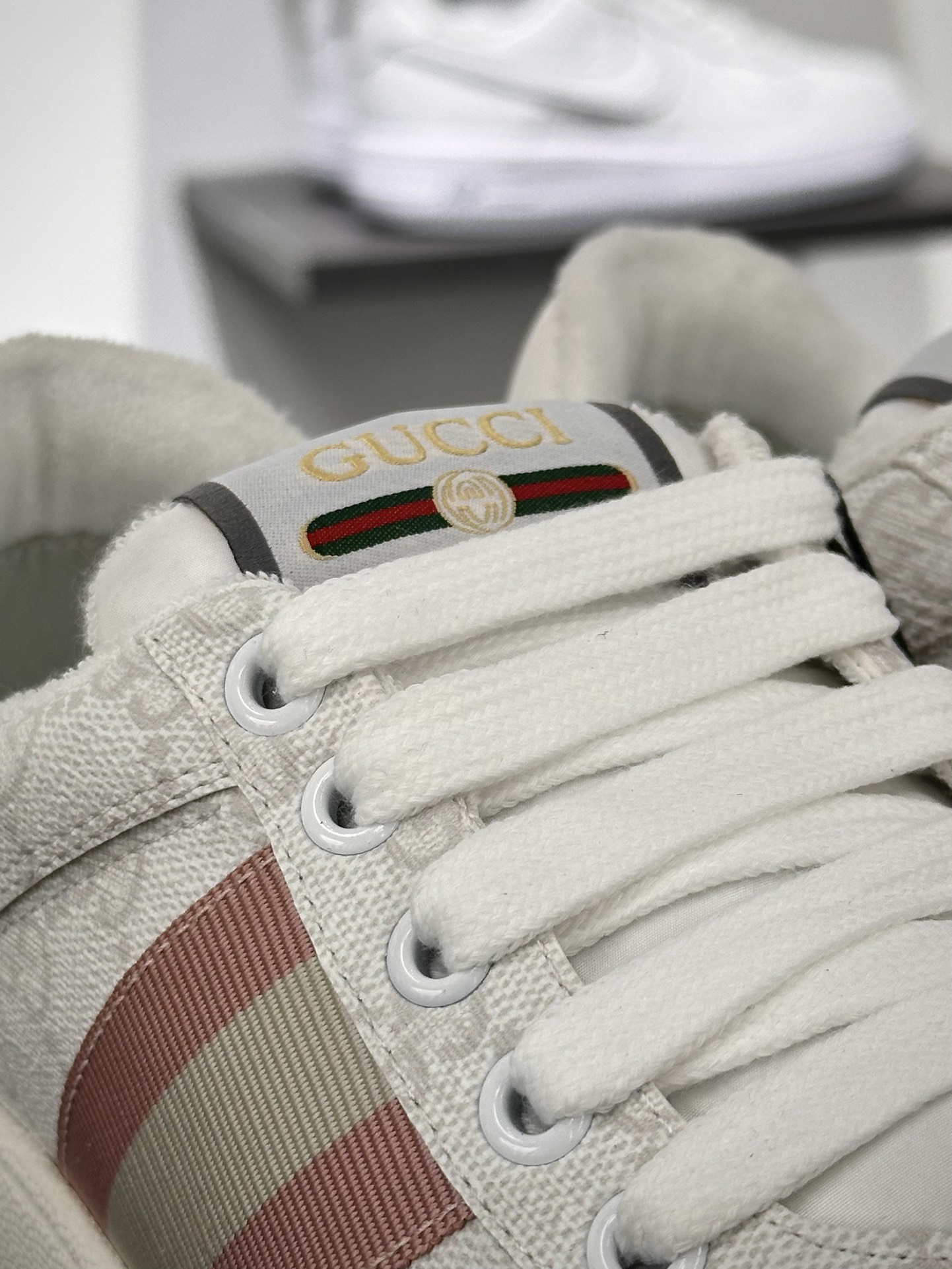 古驰Gucci Screener GG Sneaker Low 经典原型系列低帮板鞋“白粉GG木纹布”771134 96GE0 9058