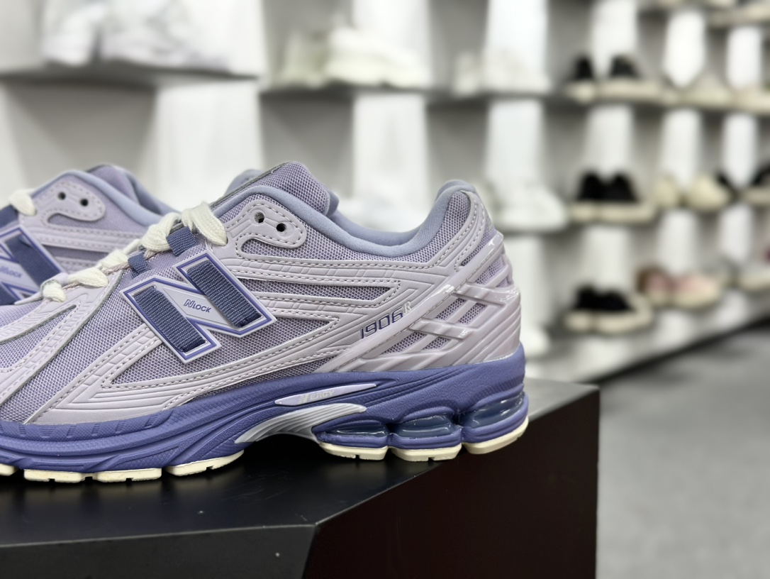 新百伦New Balance M1906R”Pastel Pack”系列低帮复古老爹风休闲运动慢跑鞋“薰衣草浅紫”M1906RZV