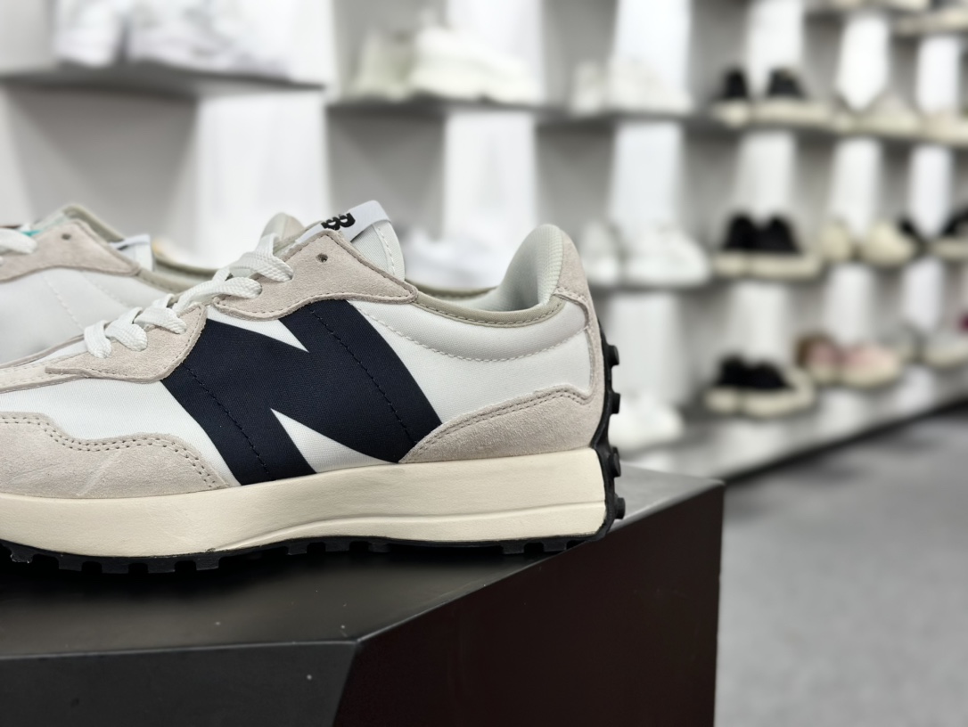 新百伦New Balance MS327系列复古休闲运动慢跑鞋“海盐白灰黑”MS327FE