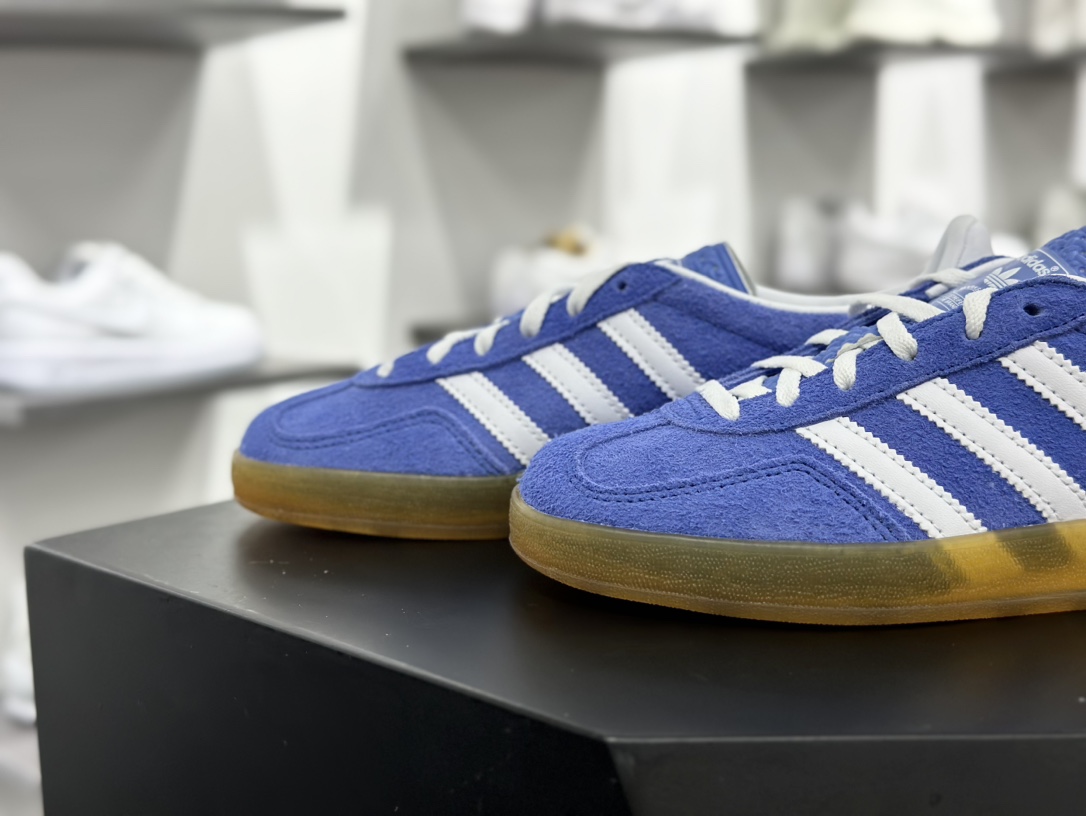 阿迪达斯Adidas Originals Handball SPZL 手球运动员系列板鞋“翻毛学院浅蓝白生胶底”HQ8717