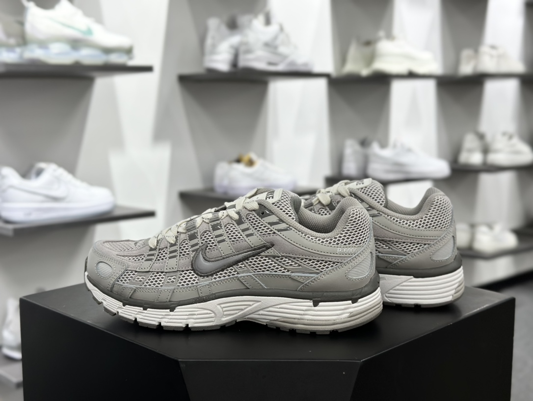 耐克Nike P-6000 Premium”Flat Pewter Light Iron ”系列低帮复古老爹风休闲运动舒适慢跑鞋 “岩石灰铁灰”FN6837-012