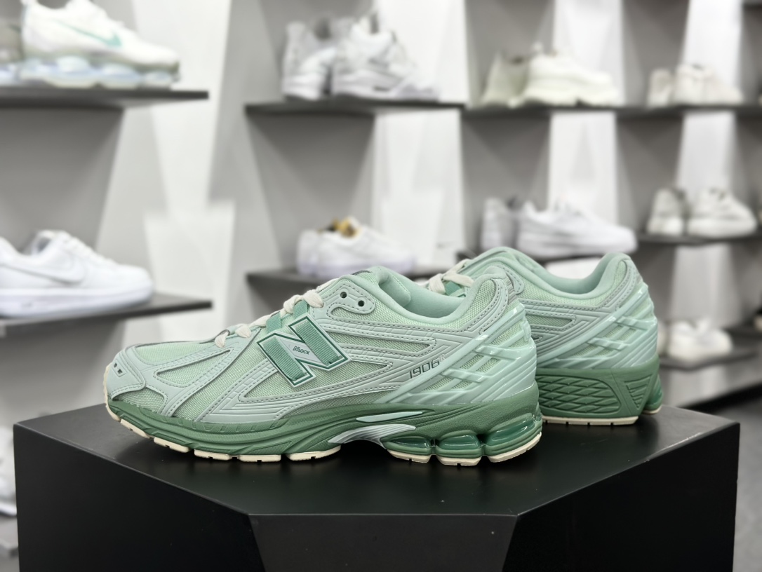 NB新百伦New Balance M1906R”Pastel Pack”系列低帮复古老爹风休闲运动慢跑鞋“浅玉绿”M1906RZC