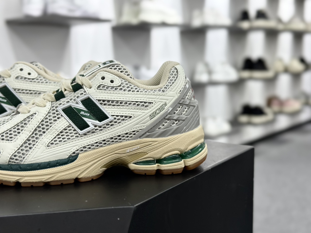 NB新百伦New Balance M1906R系列复古老爹风休闲运动慢跑鞋“网布米白深绿灰”M1906RQ