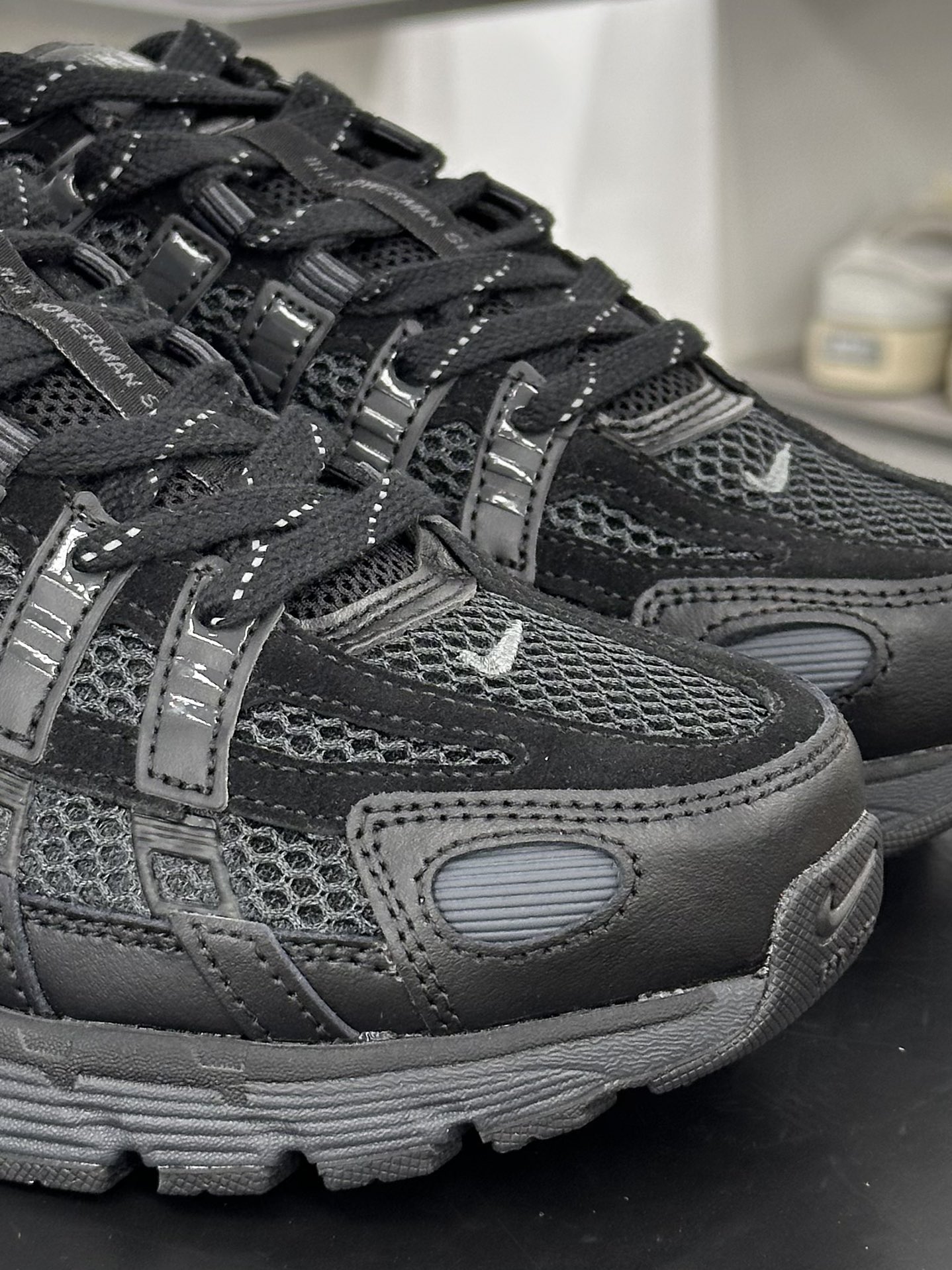 耐克Nike P-6000 Premium”Flat Pewter Light Iron ”系列低帮舒适慢跑鞋 “全黑武士”FQ8732-010