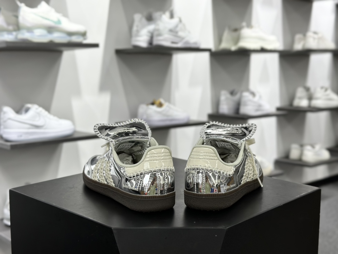 Wales Bonner x Adidas Originals Samba Classic”Pony Tonal”桑巴舞皮革板鞋“镜面银米白焦糖底”IG8181