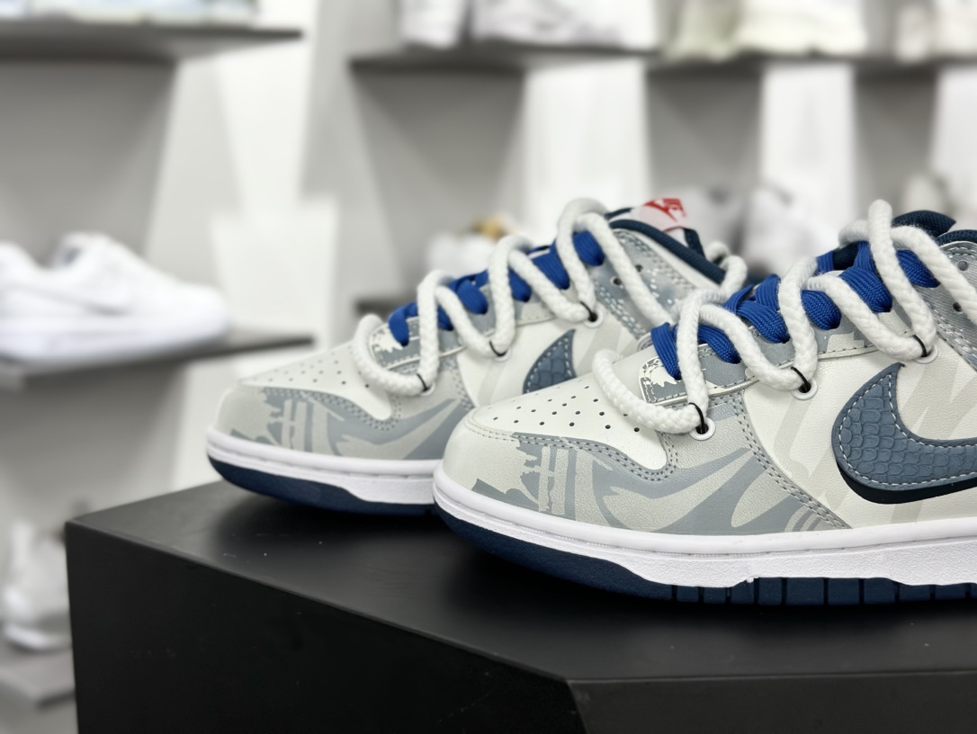 耐克Nike SB Dunk Low Lot”Silver Sea Blue Shark”扣篮系列低帮滑板板鞋“灰银蓝银海蓝鲛绑绳”DD1391-400