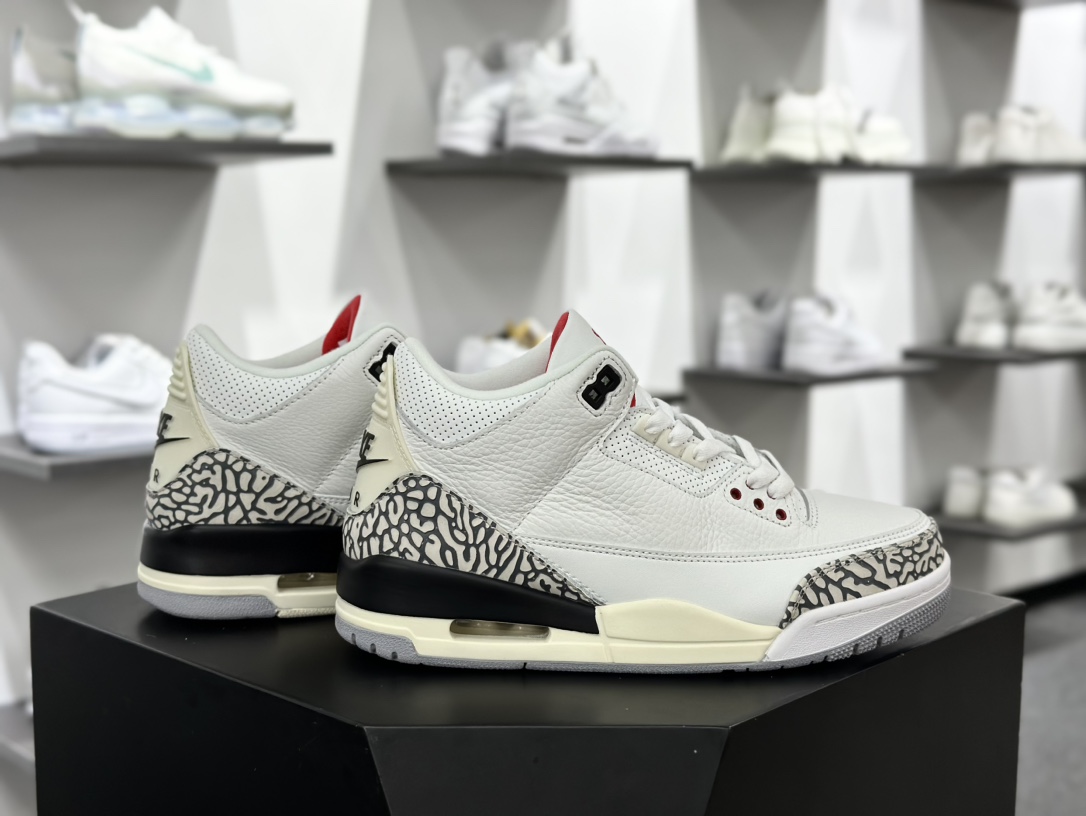 耐克Nike Air Jordan 3 Retro”White Cement Reimagined”迈克尔·乔丹AJ3代中帮篮球鞋“白水泥爆裂纹氧化黄”DN3707-100