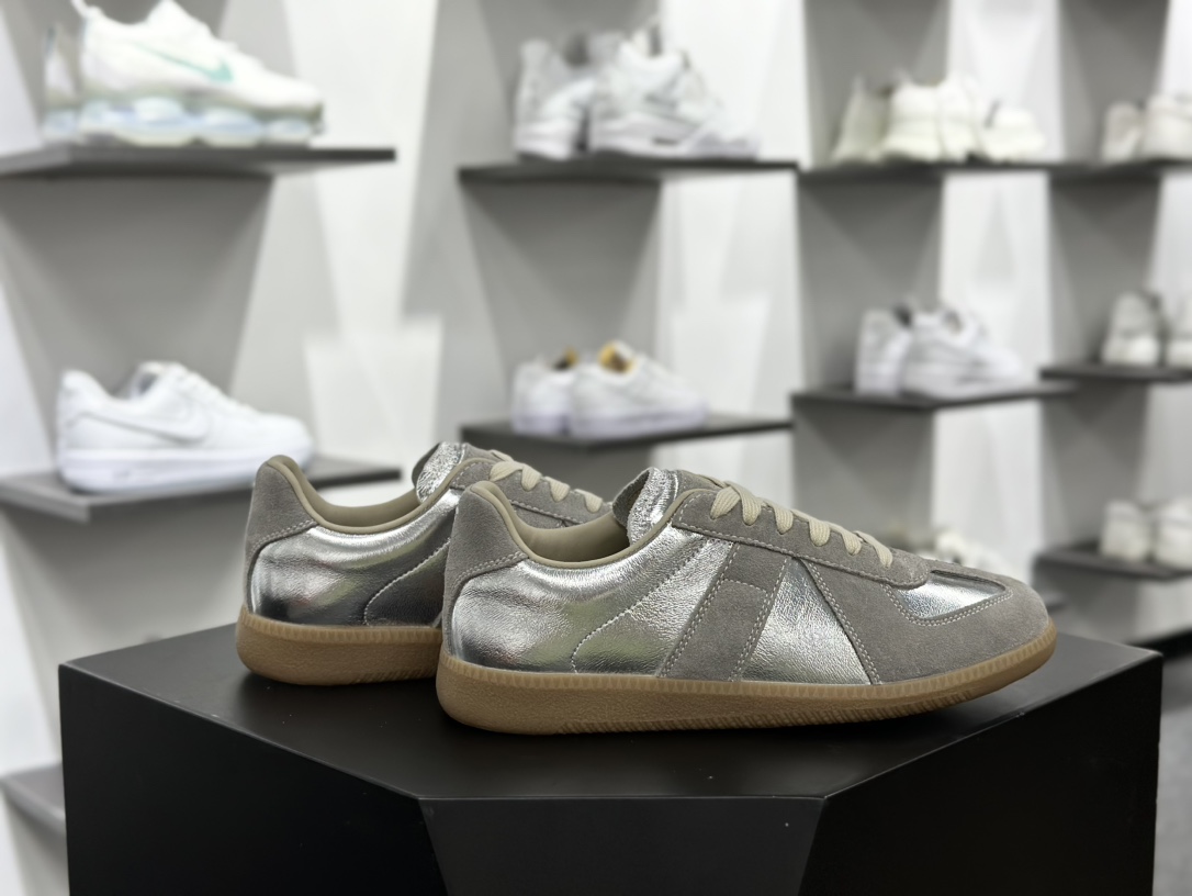 Maison Margiela 22 Classic Replica Leather Low Sneaker 经典绅士板鞋“银灰焦糖底”S37 WS0389 SY0278 961