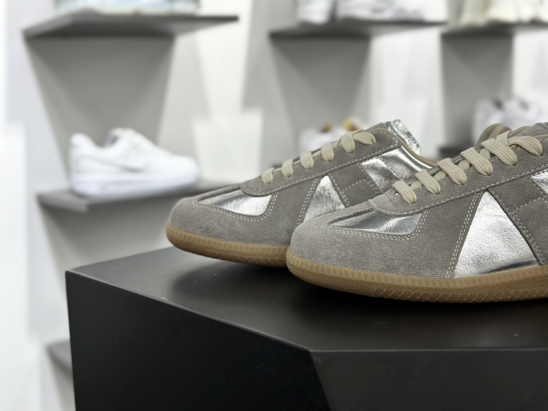 Maison Margiela 22 Classic Replica Leather Low Sneaker 经典绅士板鞋“银灰焦糖底”S37 WS0389 SY0278 961