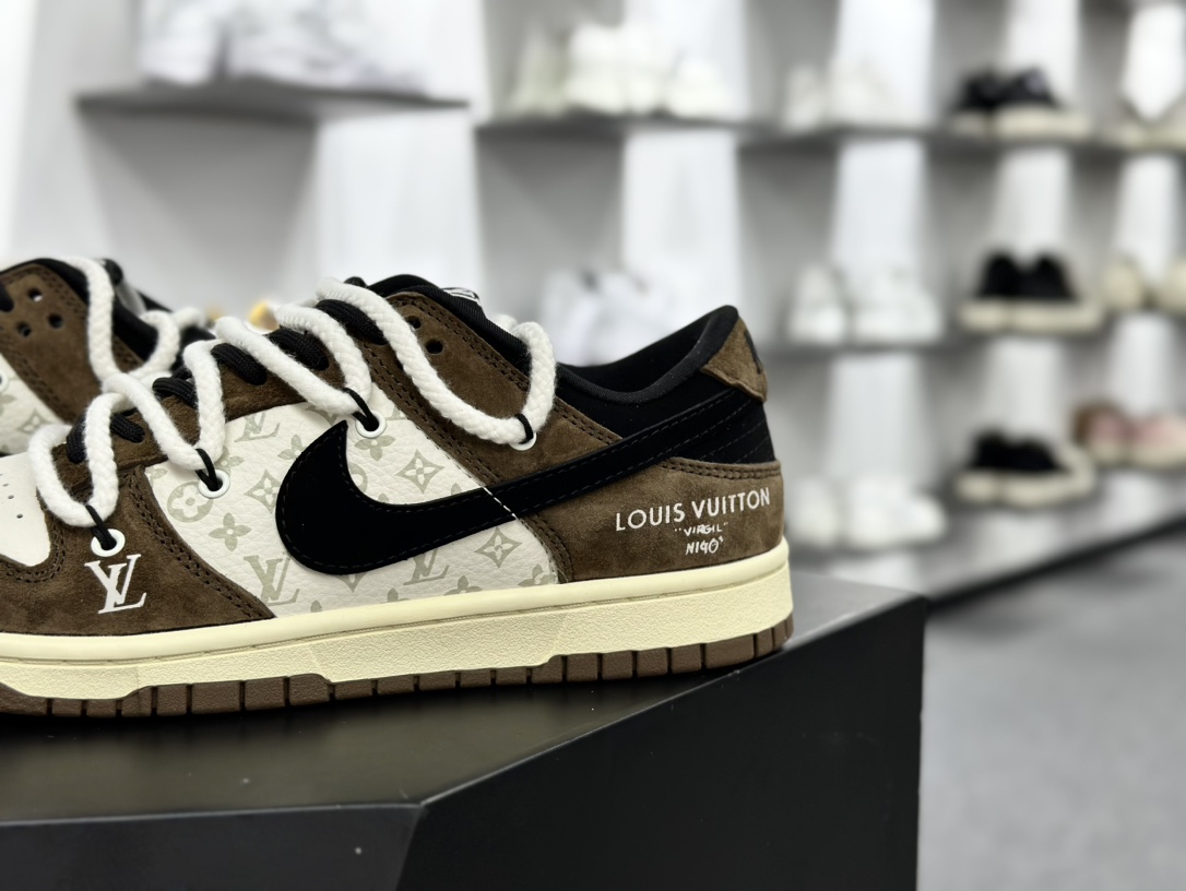 路易威登Louis Vuitton x Nike SB Dunk Low”Black/Beige/LV Monogram”扣篮滑板板鞋“巧克力棕米白夜光LV老花”FC1688-171