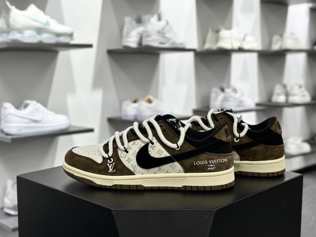 路易威登Louis Vuitton x Nike SB Dunk Low”Black/Beige/LV Monogram”扣篮滑板板鞋“巧克力棕米白夜光LV老花”FC1688-171