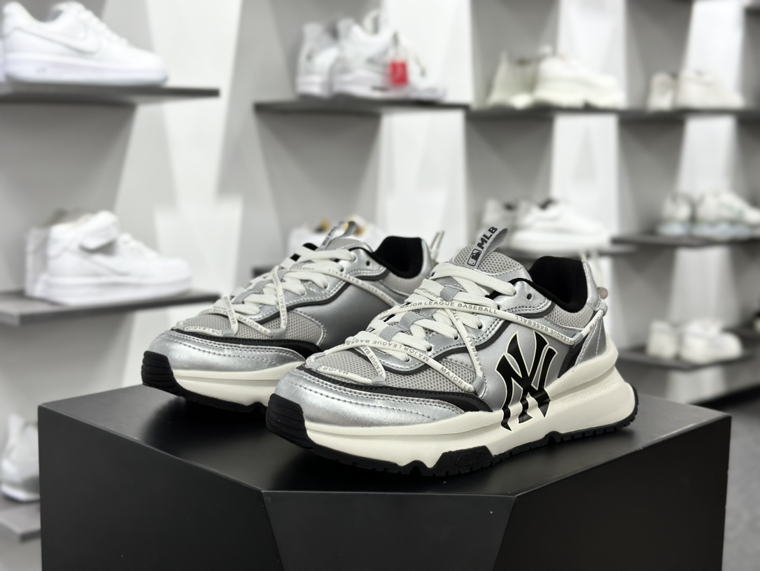 New York Yankees x MLB Chunky Runner Liner Lace 莱纳系列低帮慢跑鞋“金属银黑NY字母印花绑绳”3ARNCRL4N-GP001