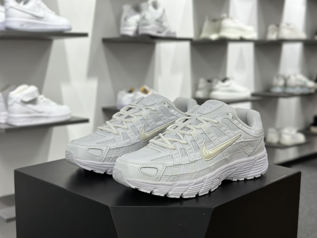 耐克Nike P-6000 Premium”Sail/Wolf Grey”系列低帮慢跑鞋“全白武士”CCD6404-100