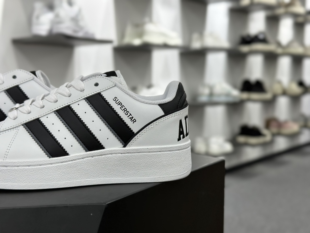 阿迪达斯/三叶草Adidas Originals Superstar XLG 贝壳头系列低帮运动板鞋“皮革白黑深灰字母LOGO”IE0011