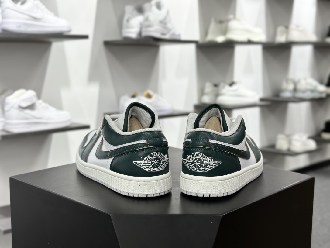 耐克Nike Air Jordan 1 Low”Oxidized Green/Sail”AJ1乔丹一代低帮篮球鞋“氧化绿帆白”FQ7687-300