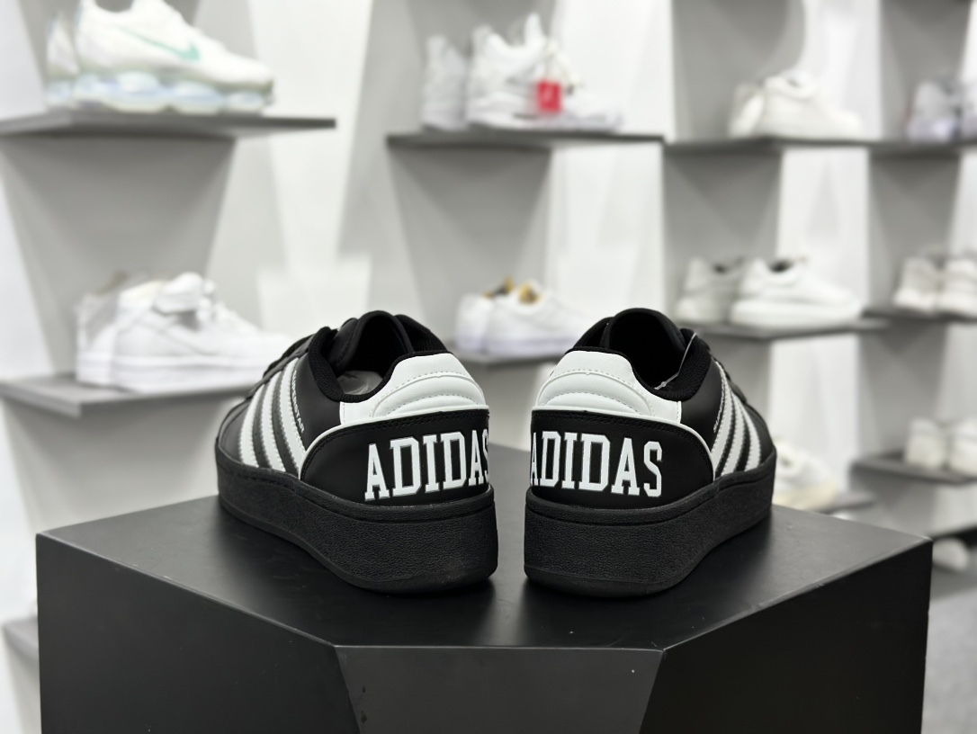 三叶草Adidas Originals Superstar XLG 贝壳头板鞋“皮革黑白深灰字母LOGO”IE0022