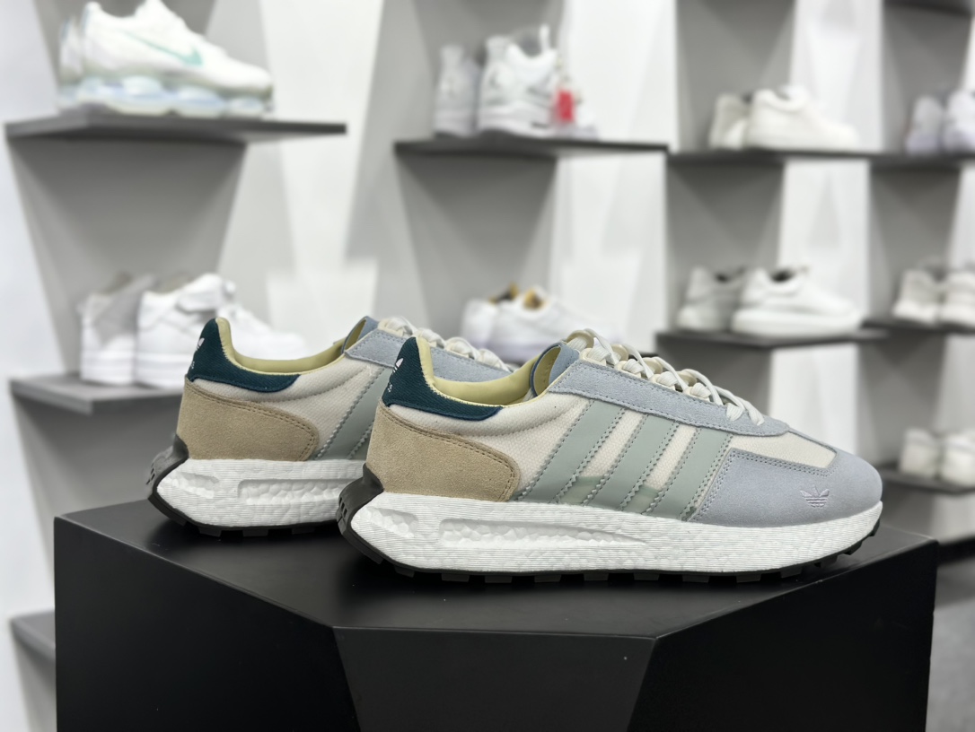 阿迪达斯Adidas Originals Retropy Boost E5 系列复古赛车慢跑鞋“淡蓝绿卡其刺绣三叶草”IF6810