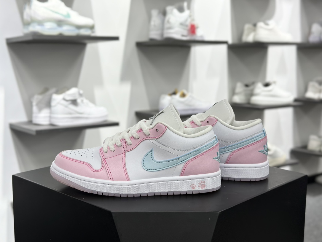 耐克Nike Air Jordan 1 Low”Paw Print”AJ1乔丹一代低帮篮球鞋“白粉蓝小钩脚印”HM3706-141