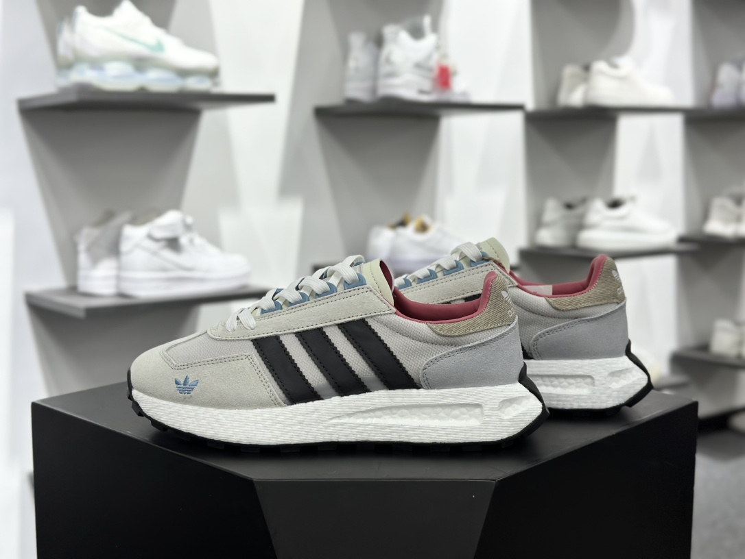 阿迪达斯Adidas Originals Retropy Boost E5 系列复古赛车慢跑鞋“浅灰碳灰蓝刺绣三叶草”IF6809