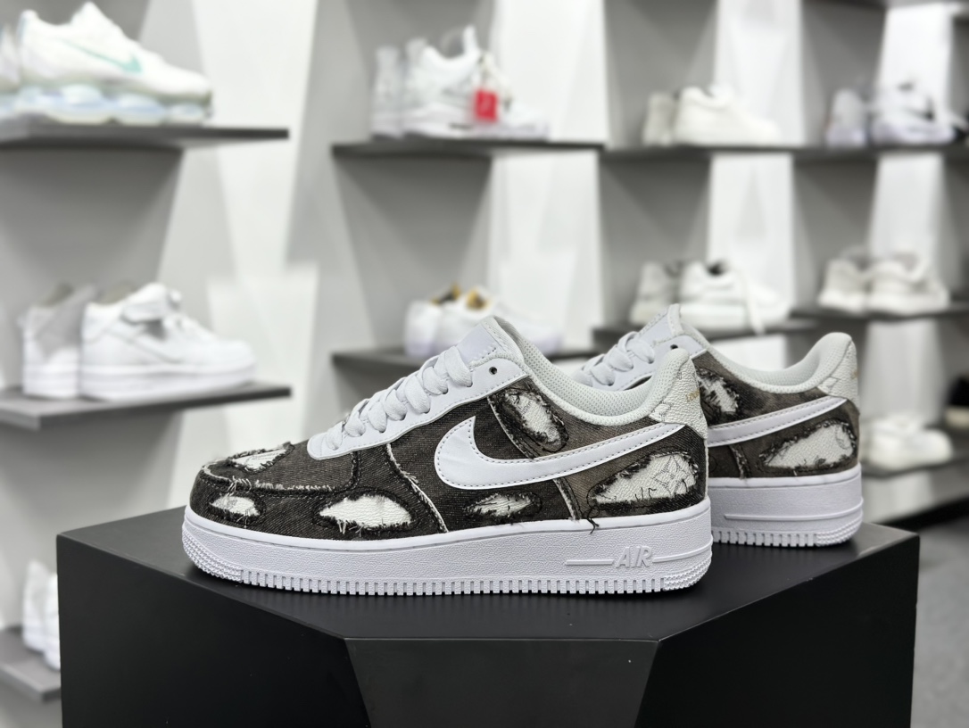 Louis Vuitton x Nike Air Force 1 07 LV8 Low”LV Monogram”空军一号板鞋“磨破牛仔水洗黑灰白”CW2288-111