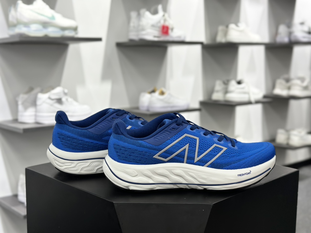 New Balance Fresh Foam X Vongo v6开跑V6系列低帮轻量化慢跑鞋“网织宝蓝银白”MVNGOCB6