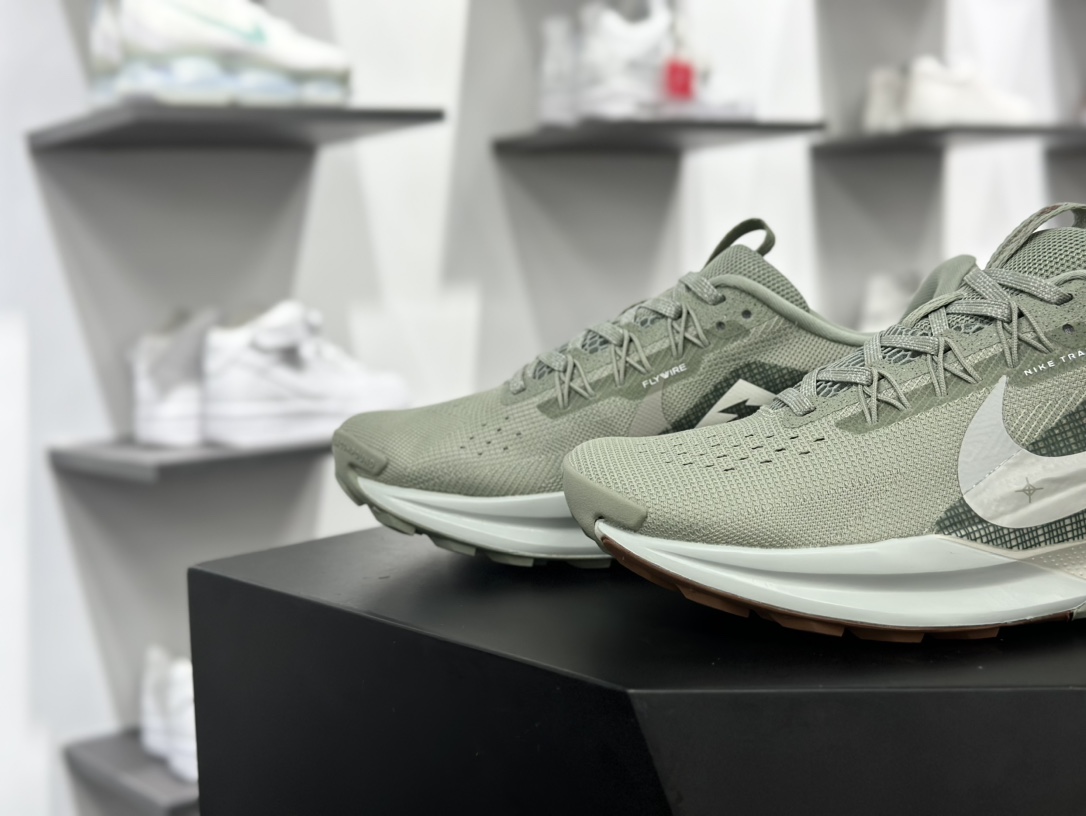 耐克Nike Reactx Pegasus Trail 5”Jade Horizon”飞马低帮户外轻量休闲运动越野慢跑鞋“玉灰绿”DV3864-304