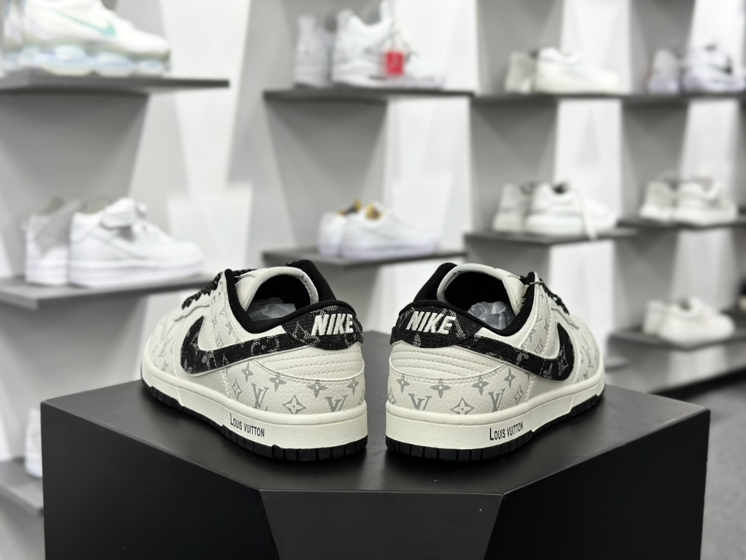 Louis Vuitton x Nike SB Dunk Low”Beige/Black/LV Monogram”扣篮板鞋“皮革米白黑LV老花印面”FC1688-130