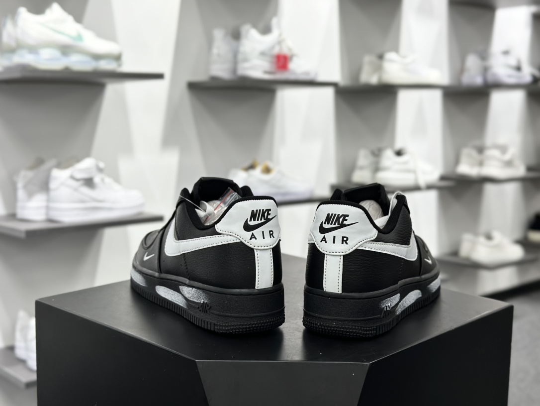 耐克Nike Air Force 1 07 Low ”Black/White”空军一号板鞋“黑白钩子涂鸦小权志龙”CI9533-081