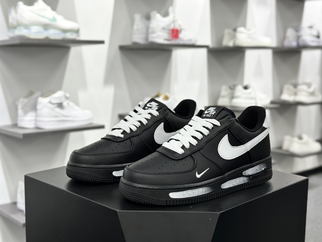 耐克Nike Air Force 1 07 Low ”Black/White”空军一号板鞋“黑白钩子涂鸦小权志龙”CI9533-081