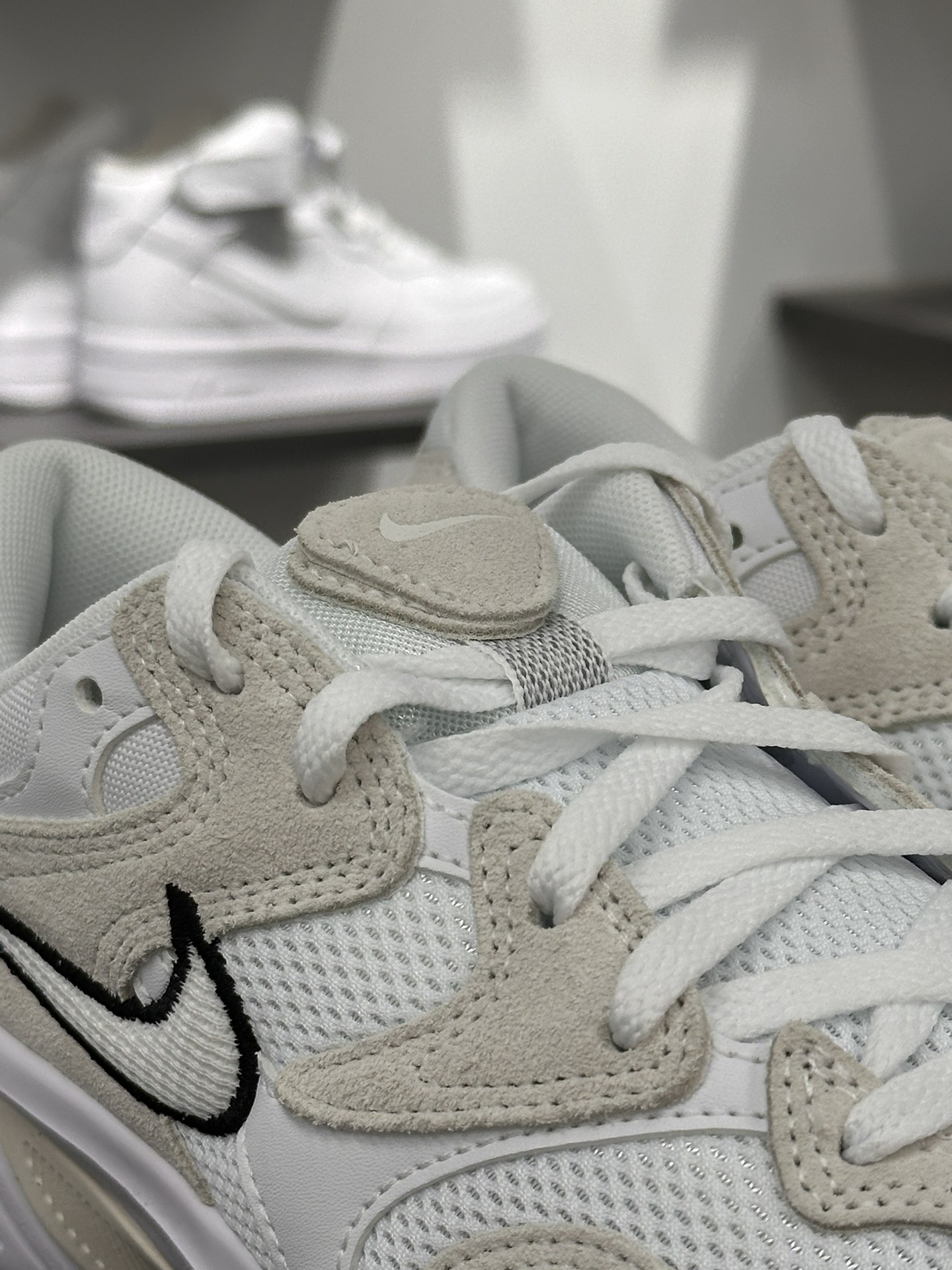 耐克Nike AL8”White Black”系列低帮复古百搭厚底老爹风休闲运动慢跑鞋“白黑浅灰”FJ3794-102