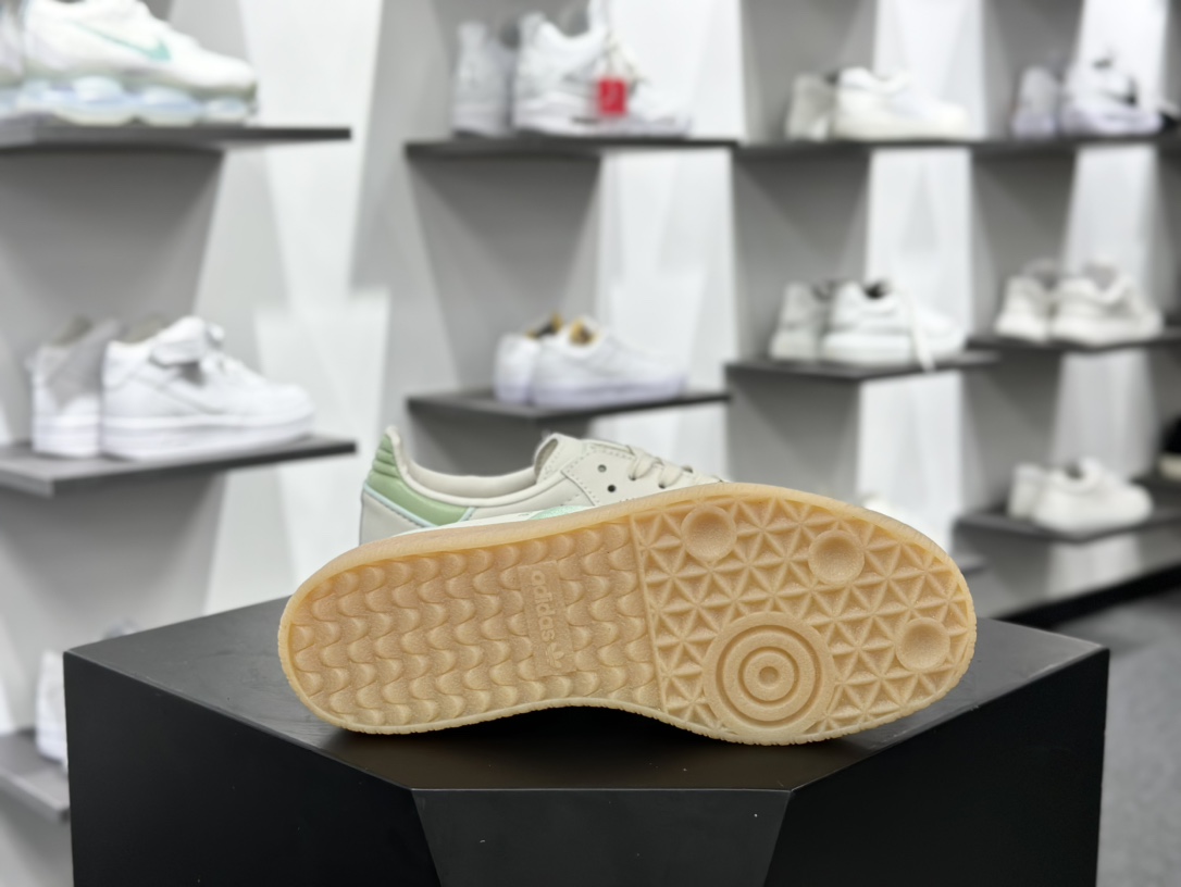 阿迪达斯Adidas Originals Sambae”Beige Mint”桑巴舞板鞋“皮革米白薄荷绿生胶底”IG1947