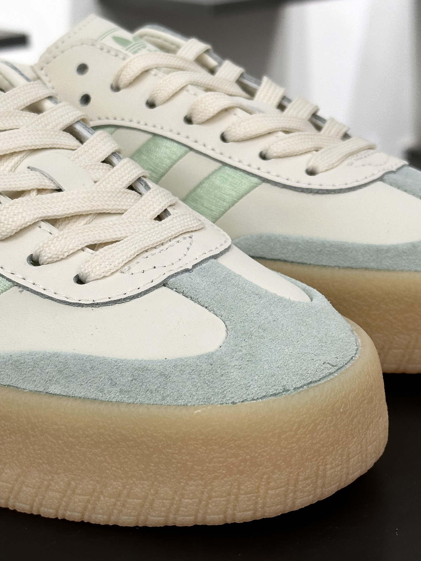 阿迪达斯Adidas Originals Sambae”Beige Mint”桑巴舞板鞋“皮革米白薄荷绿生胶底”IG1947