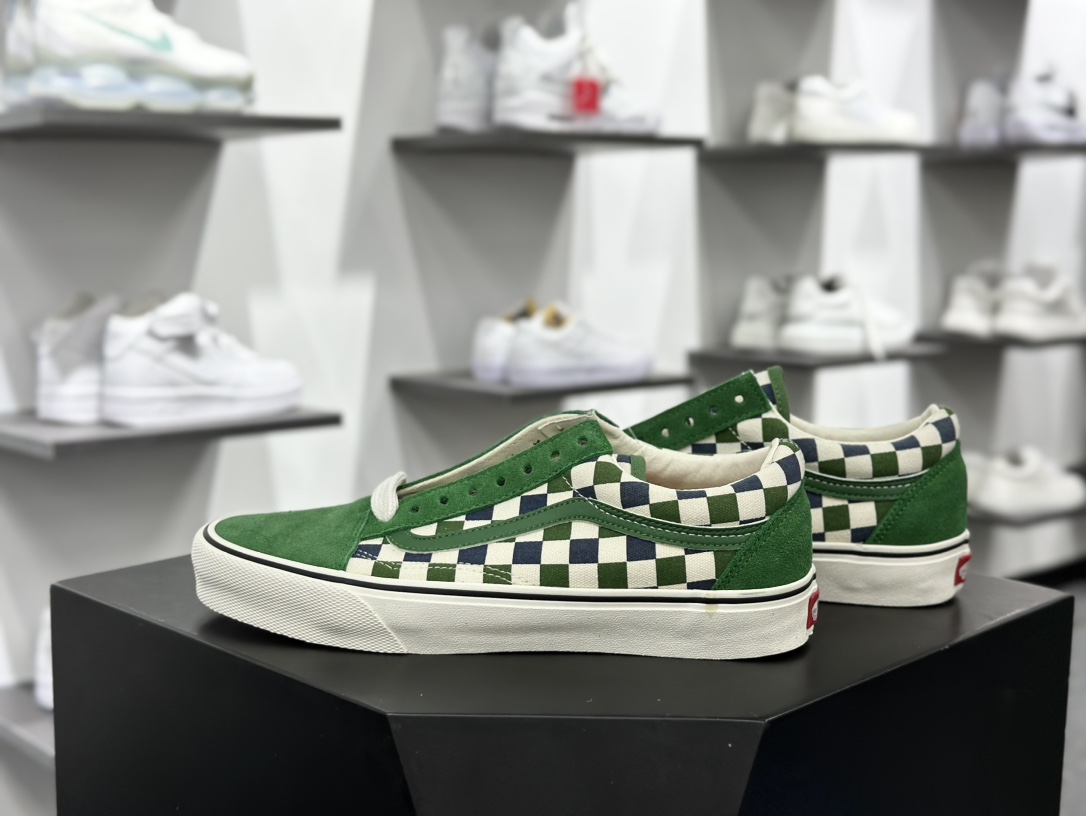 范斯Vans Old Skool Reiue 136 老茱利安136系列低帮半月包头硫化休闲运动板鞋“旧绿米白棋盘格子”VN000MT6V0N