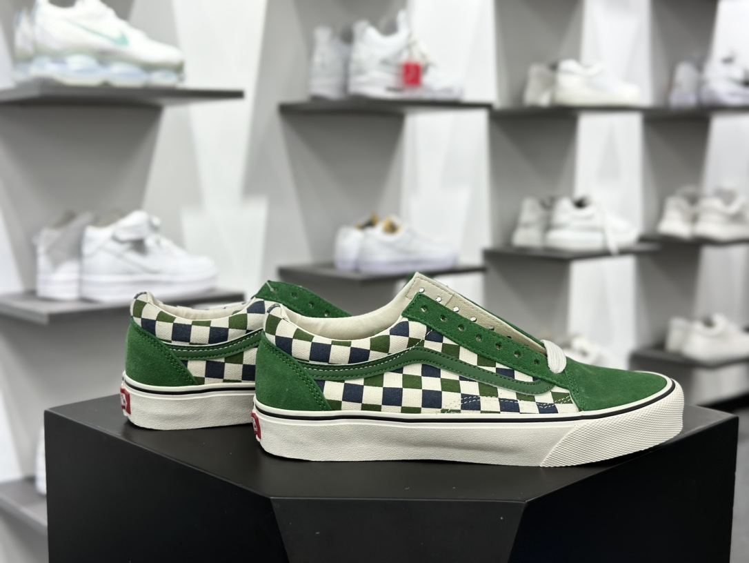 范斯Vans Old Skool Reiue 136 老茱利安136系列低帮半月包头硫化休闲运动板鞋“旧绿米白棋盘格子”VN000MT6V0N