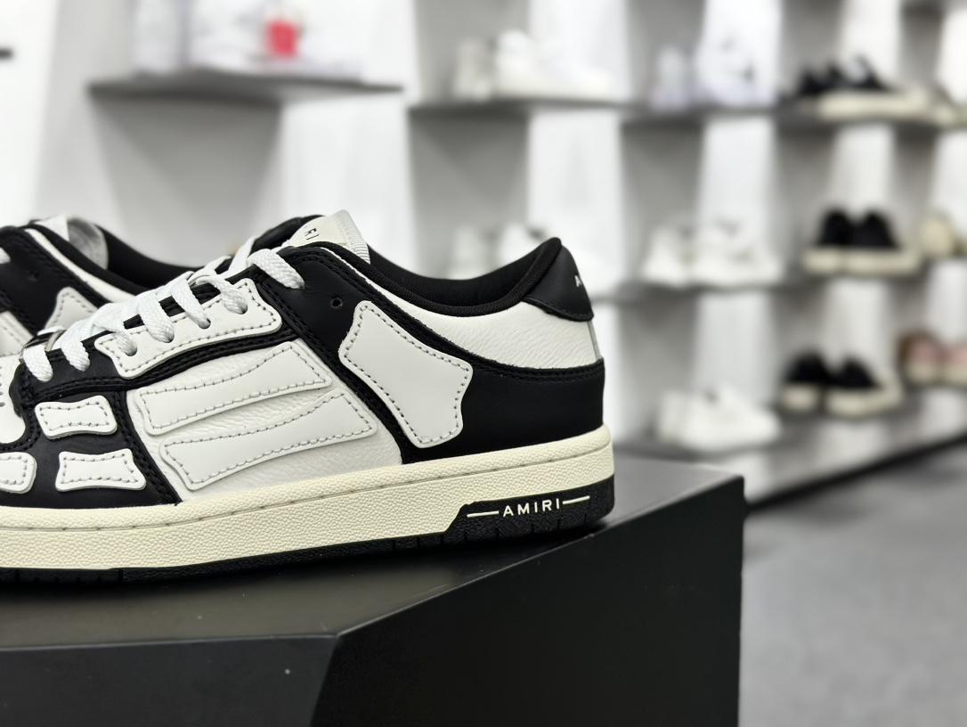 男AMIRI Skeleton Low-Skel top Sneakers 骨骼系列低帮经典百搭真皮休闲运动板鞋“皮革烟灰白黑脚骨头”AW22MFS003-030