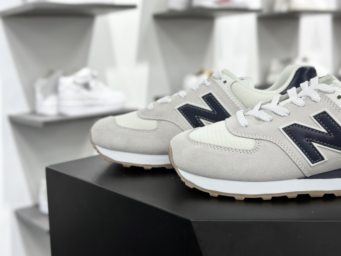 新百伦New Balance ML574系列低帮经典复古休闲运动慢跑鞋“翻毛浅灰藏蓝”ML574TF2