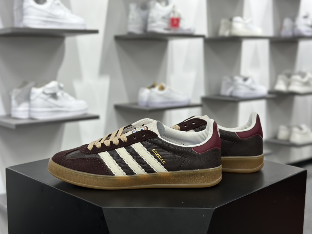 /三叶草Adidas Originals Samba OG桑巴舞板鞋“翻毛褐棕酒红米白”JP5671