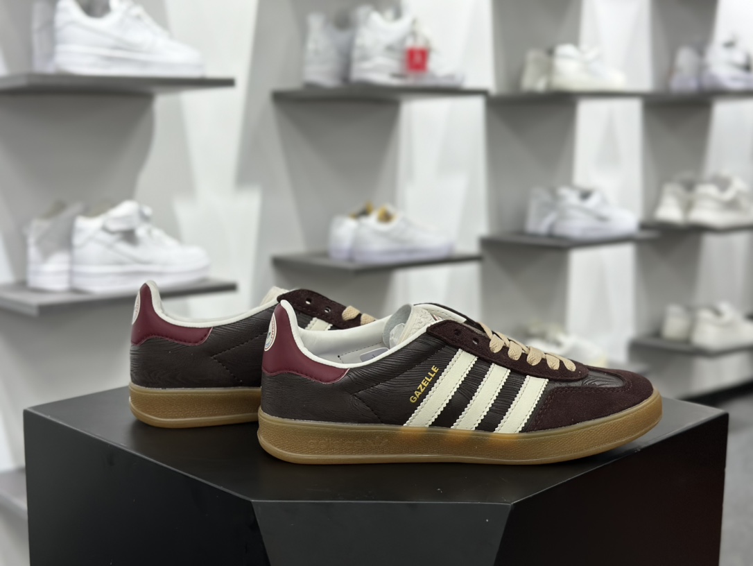 /三叶草Adidas Originals Samba OG桑巴舞板鞋“翻毛褐棕酒红米白”JP5671