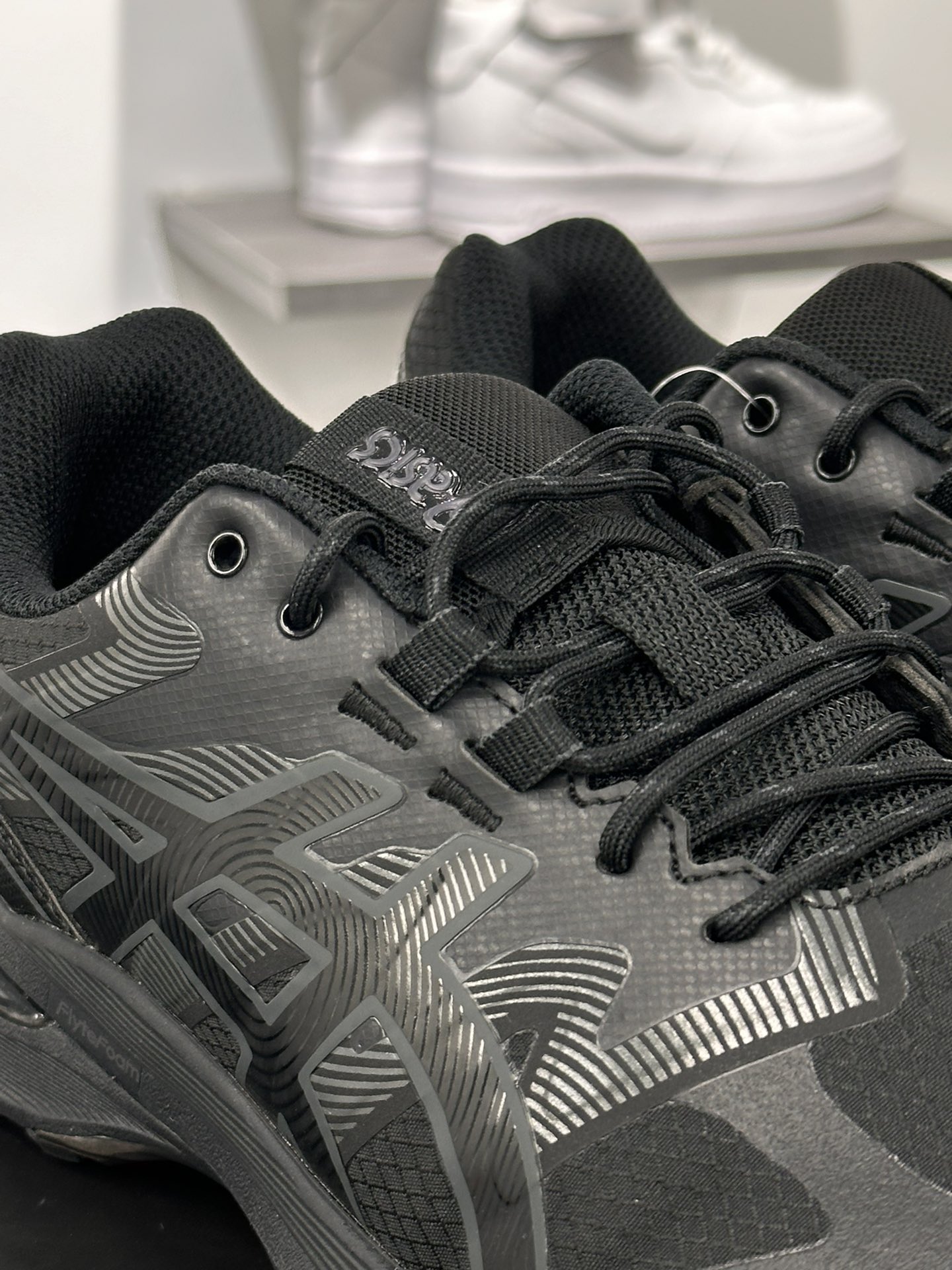 亚瑟士/Asics Gel-Terrain”Triple Black”全地形系列低帮跑步鞋“武士全黑”1203A342-001