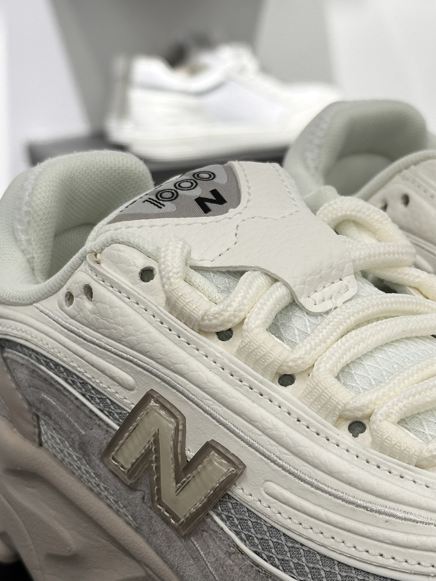 NB新百伦New Balance M1000”Moonrock Grey/Cream”系列低帮慢跑鞋“月球灰奶白”M1000MB