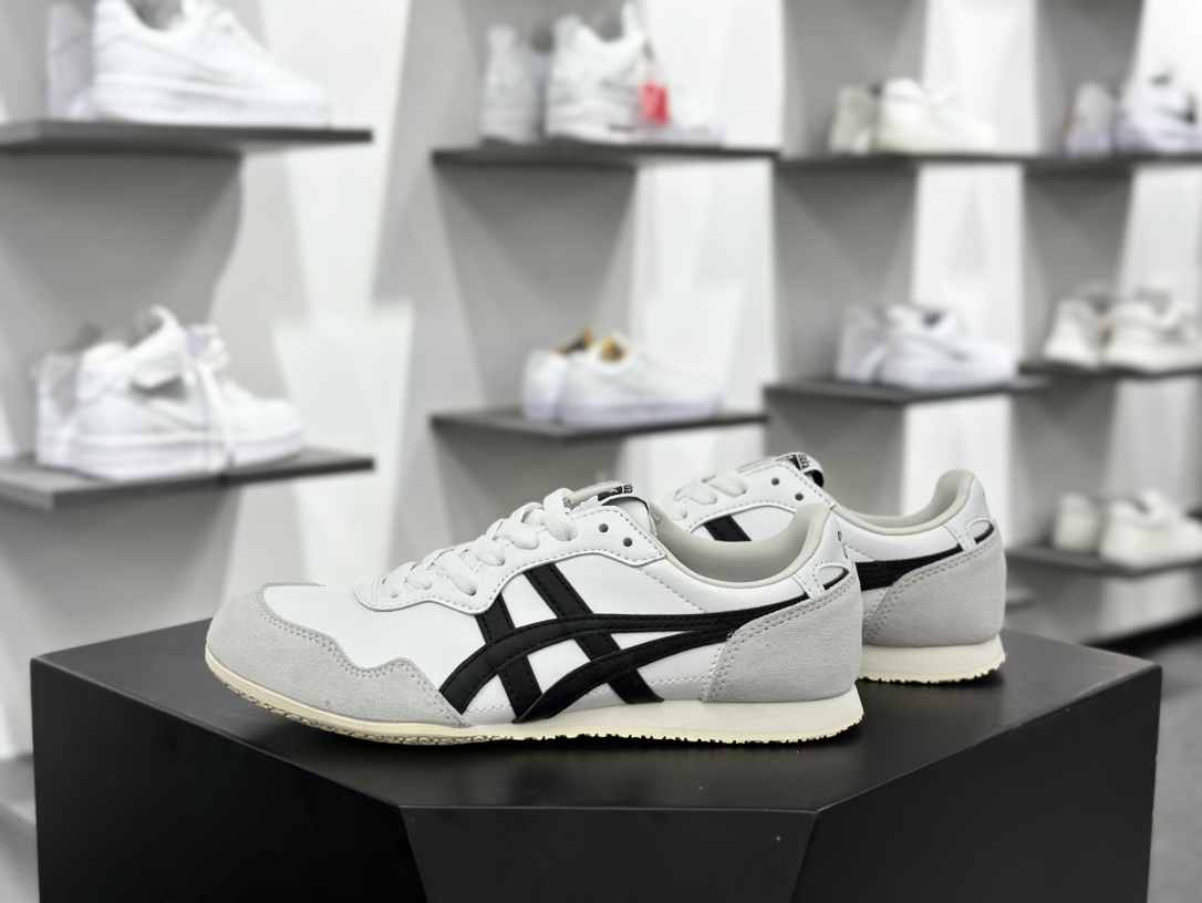 鬼塚虎/Onitsuka Tiger Serrano Low 塞拉诺系列低帮慢跑鞋“白黑浅灰”1183C285-200