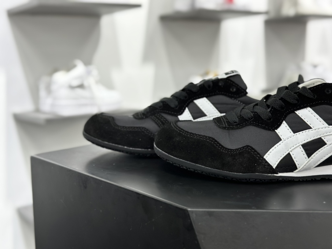 鬼塚虎/Onitsuka Tiger Serrano Low 塞拉诺系列低帮慢跑鞋“黑白”1183B400-001