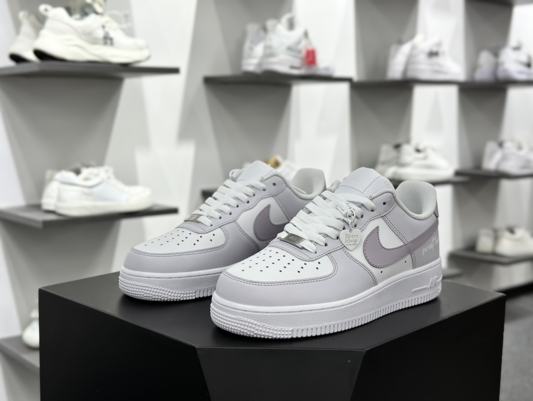 耐克Nike Air Force 1 07 LV8 Low”Sweet heart”空军一号板鞋“白淡粉紫甜心涂鸦”DY8899-004