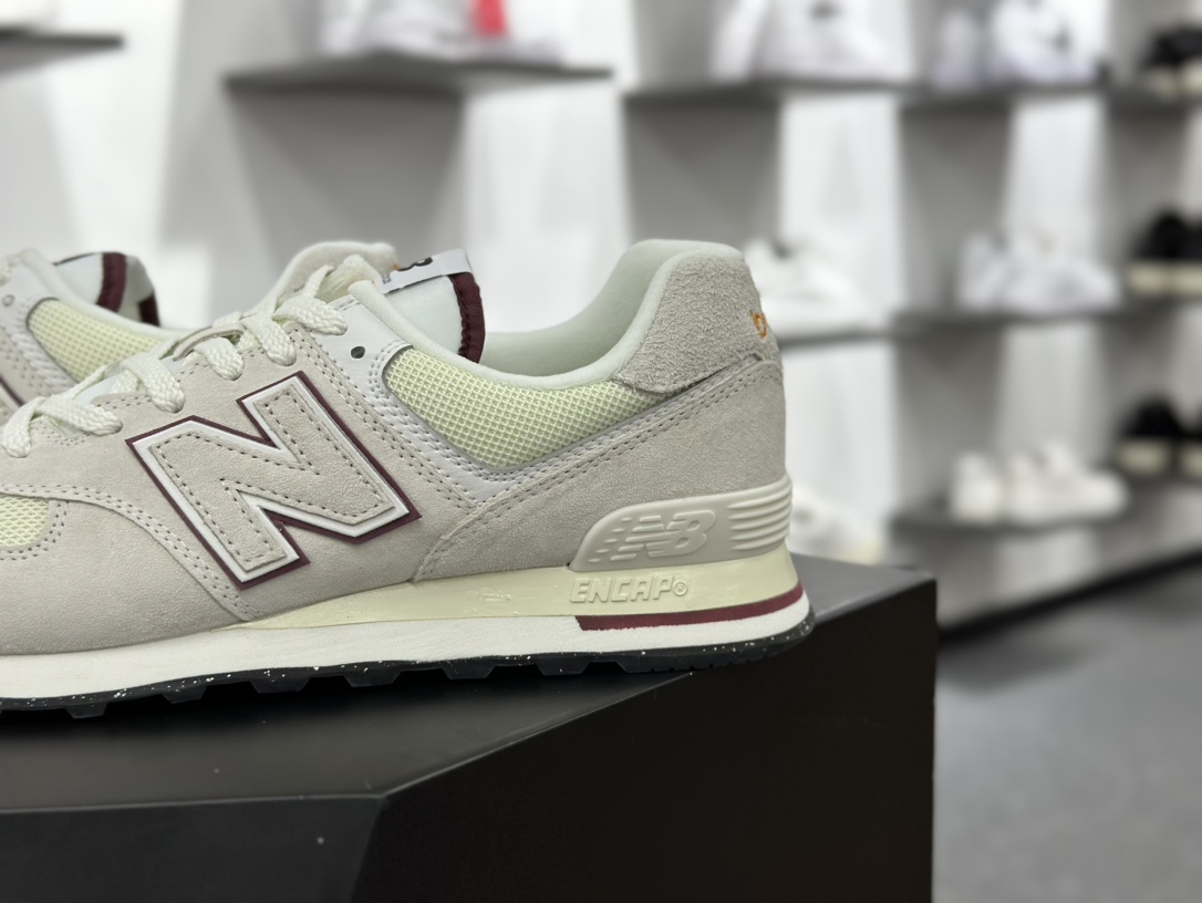 新百伦New Balance U574升级版系列低帮复古休闲运动慢跑鞋“麂皮米白酒红”U574OP2