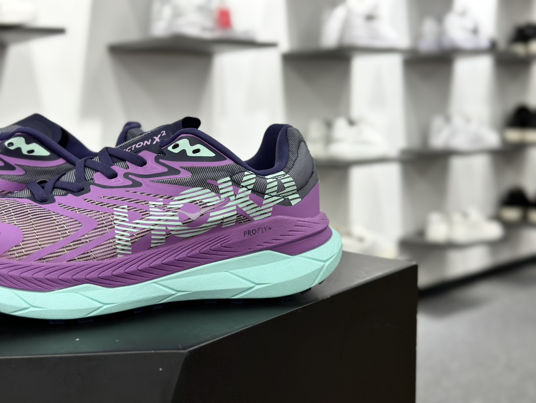 Hoka One One Tecton X 2 M 钛氪动X2系列低帮厚底轻量休闲运动慢跑鞋“网织紫灰浅月”1134507/OFNS