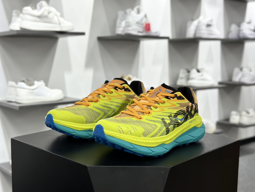 Hoka One One Tecton X 2 M 钛氪动X2系列低帮慢跑鞋“网织荧光黄黑水蓝”1134516/EPRY