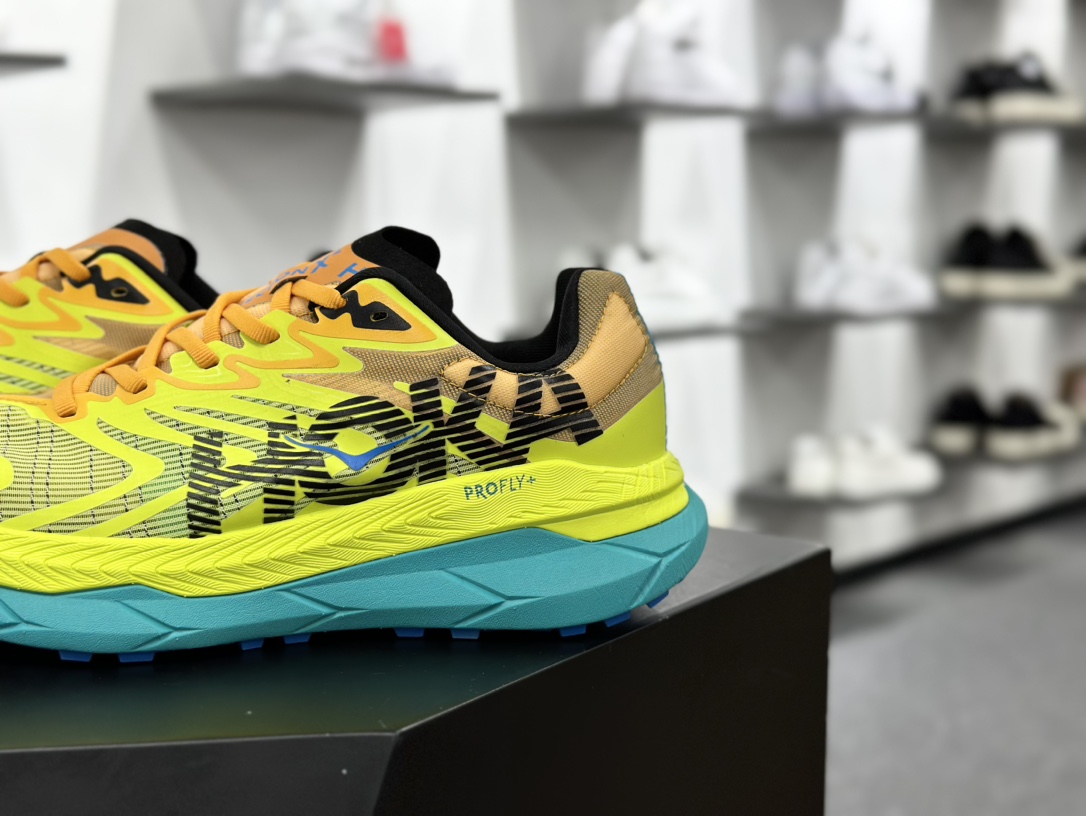 Hoka One One Tecton X 2 M 钛氪动X2系列低帮慢跑鞋“网织荧光黄黑水蓝”1134516/EPRY