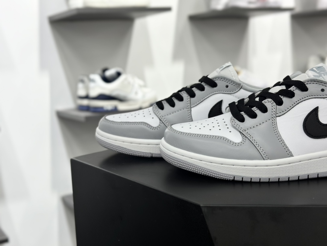 耐克Nike Air Jordan 1 Retro Low OG”Barons”AJ1乔丹一代低帮篮球鞋“OG烟灰白黑钩子”CZ0790-110