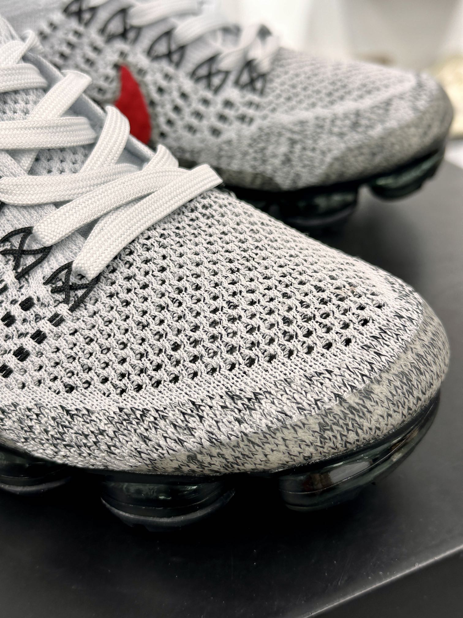 耐克Nike Air VaporMax 2023 Flyknit FK”Pure Platinum Court Blue”2023款大气垫慢跑鞋“针织灰黑红”849558-020