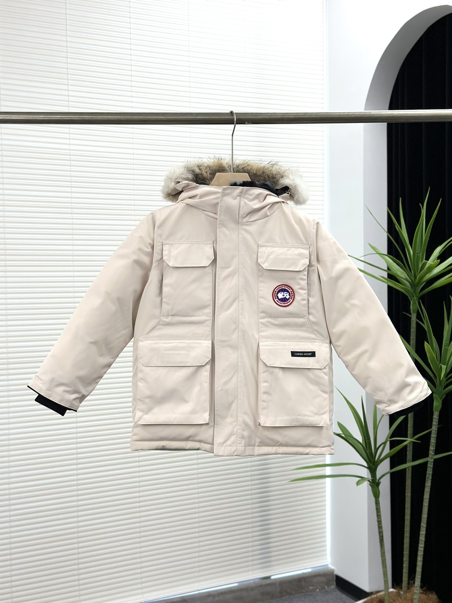 Canada Goose Child Expedition C08 Winter Clothes for Ultimate Protection